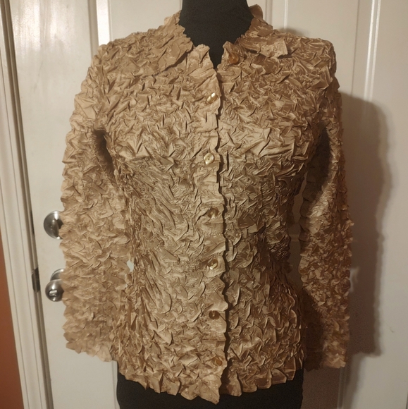 Pleats Collection Tops - 🔸⚜️🔸Stunning Vintage Gold Textured Evening Blouse - S